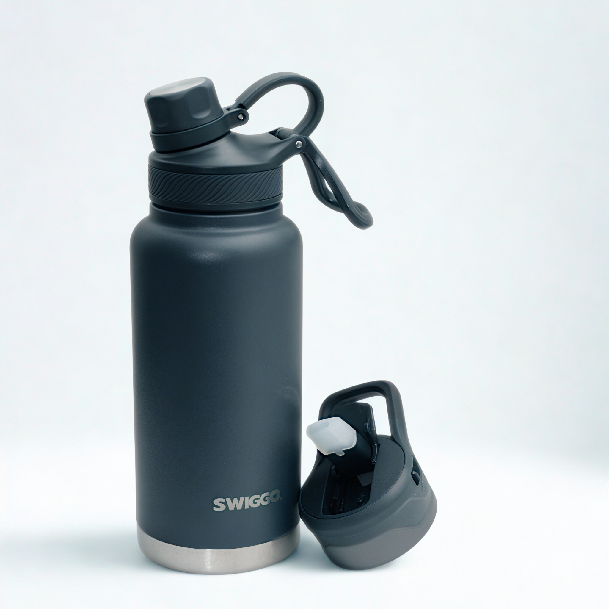 The Guzzlr Vacuum Insulated Water Bottle (with 2 lids)