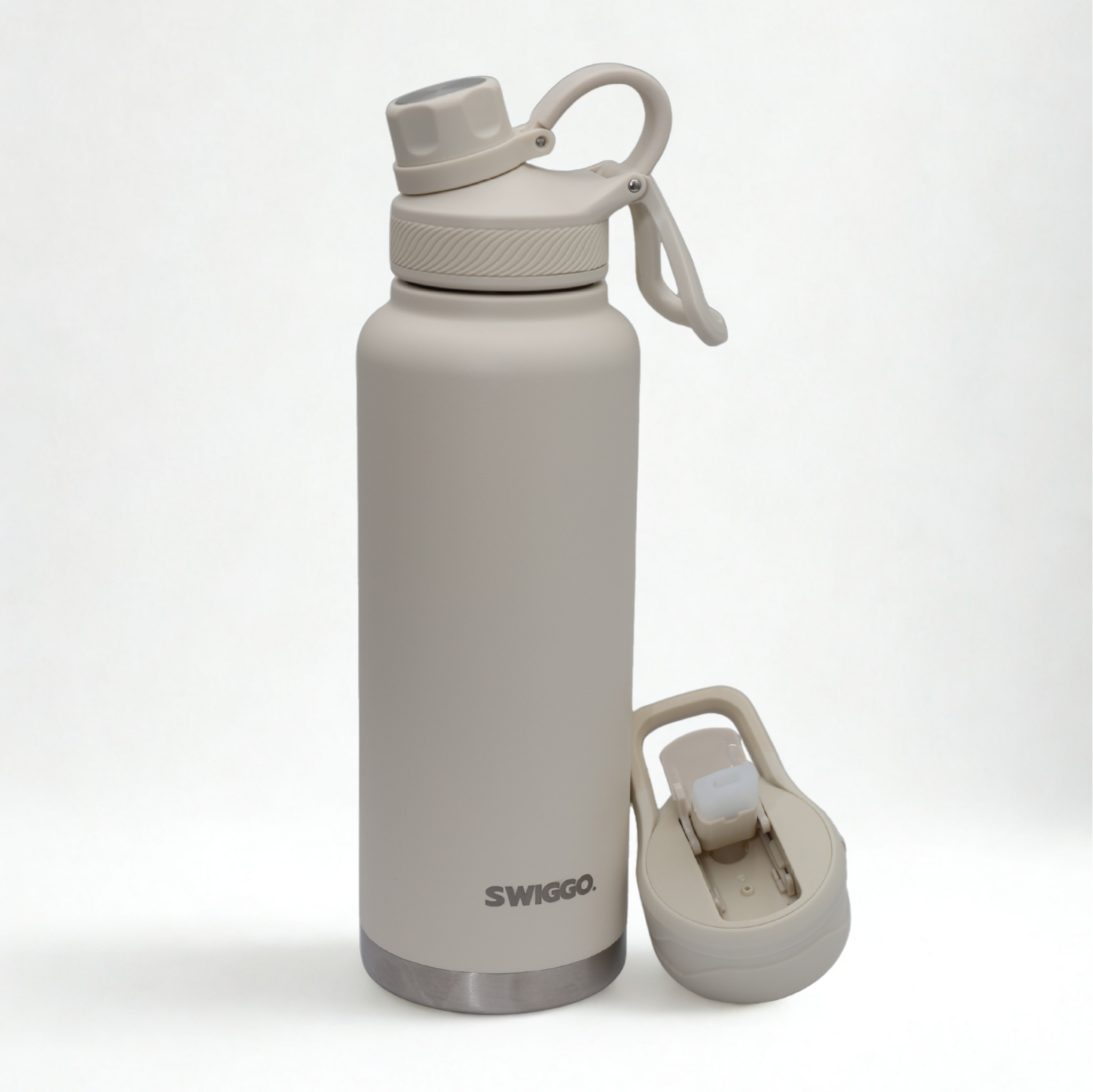 The Guzzlr Vacuum Insulated Water Bottle (with 2 lids)